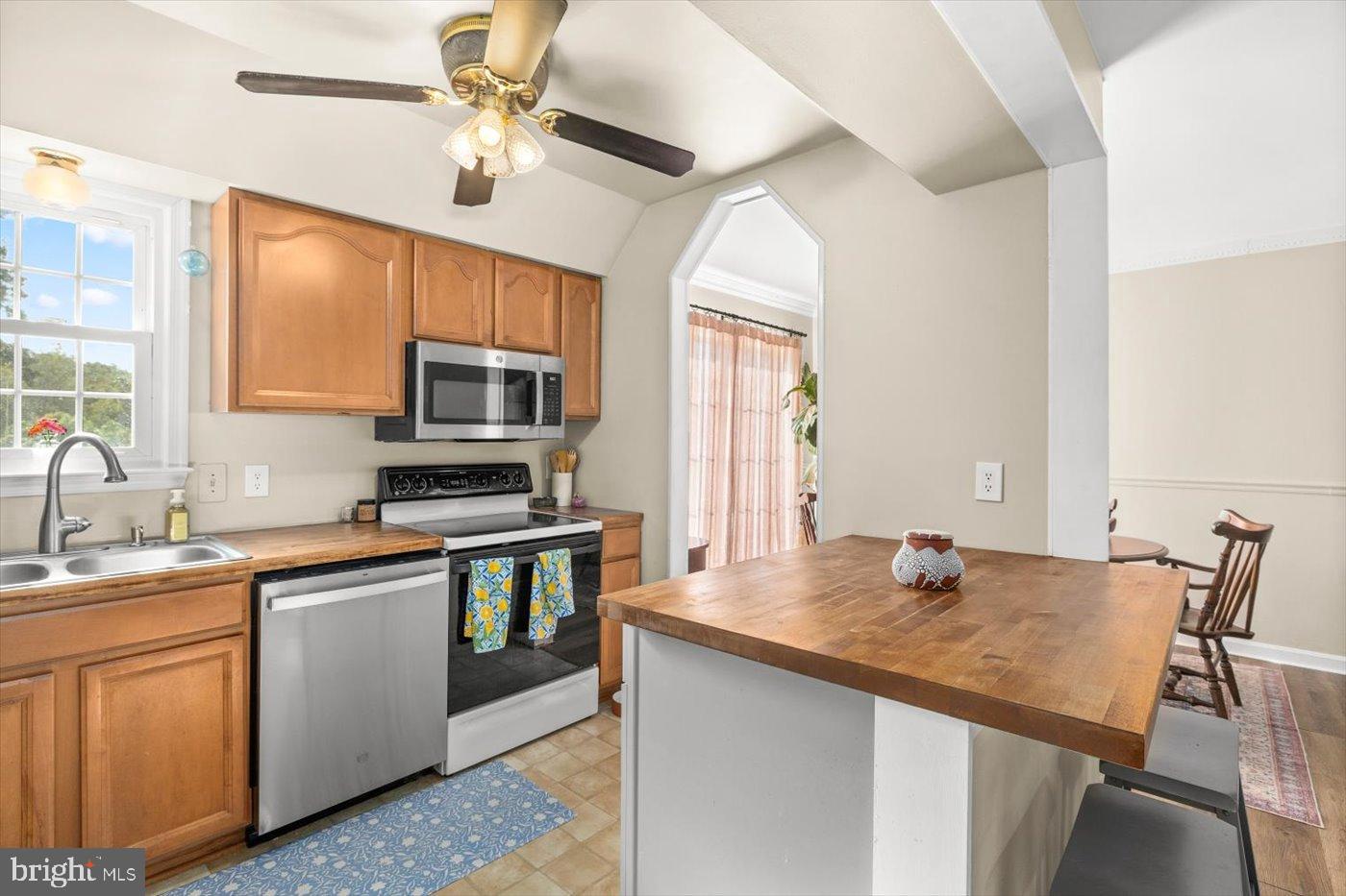 621 HOLLY CORNER ROAD