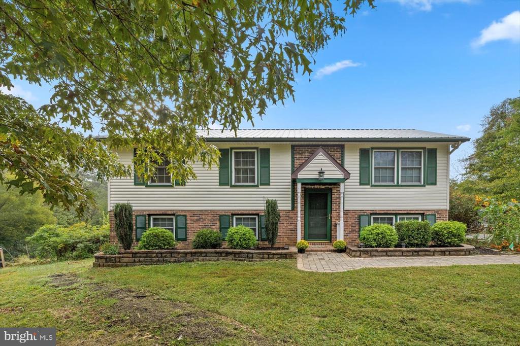 621 HOLLY CORNER ROAD