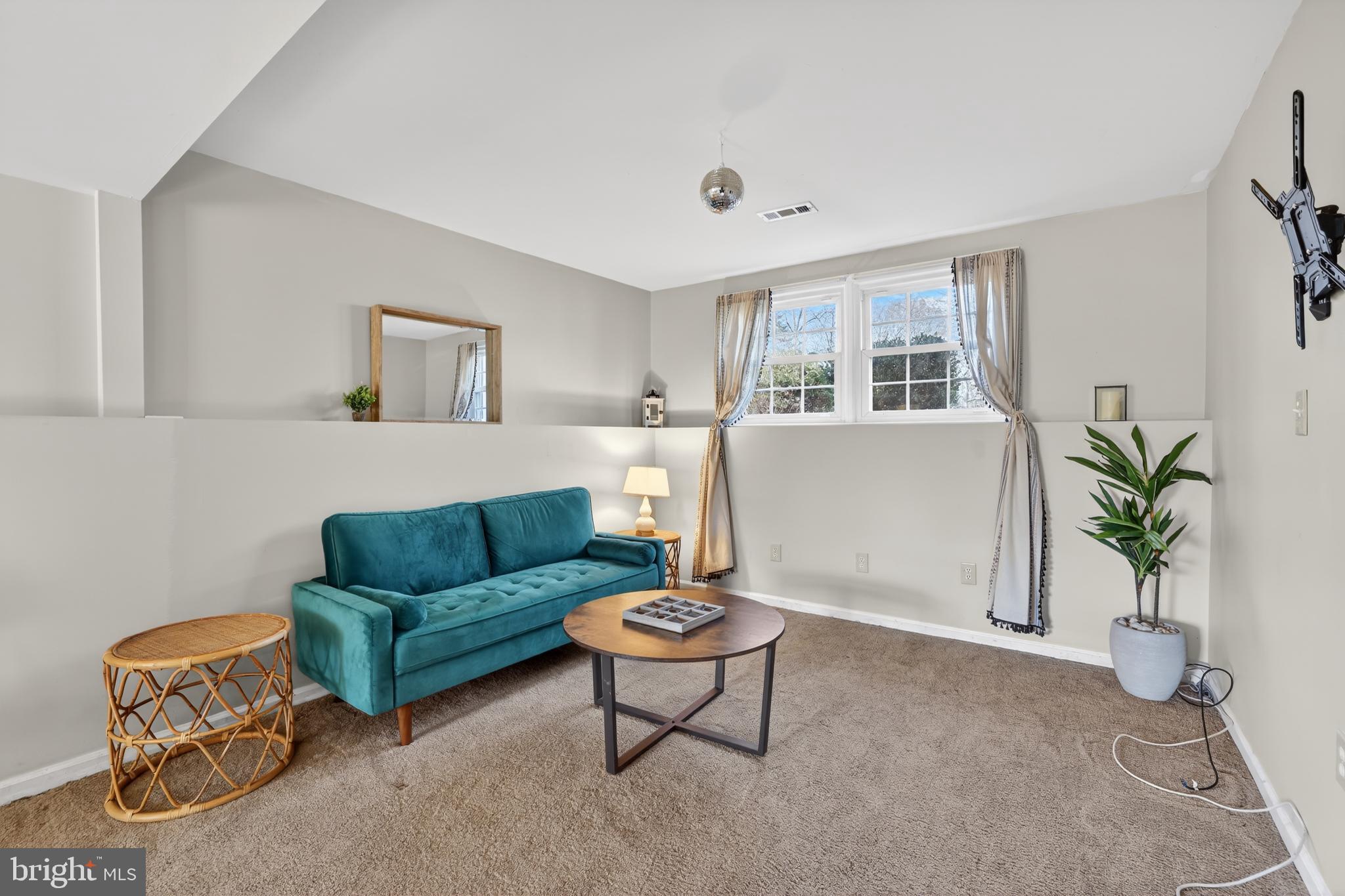 621 HOLLY CORNER ROAD