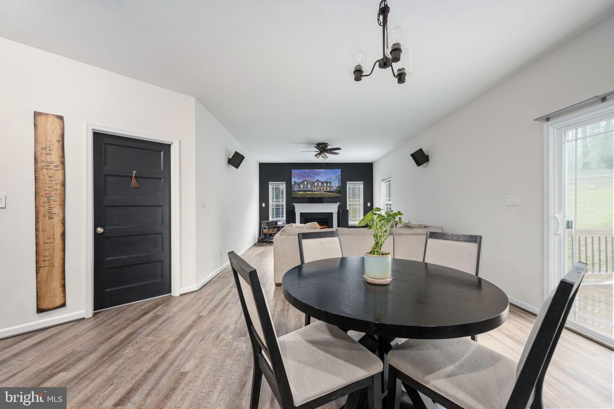 794 WHITE OAK ROAD