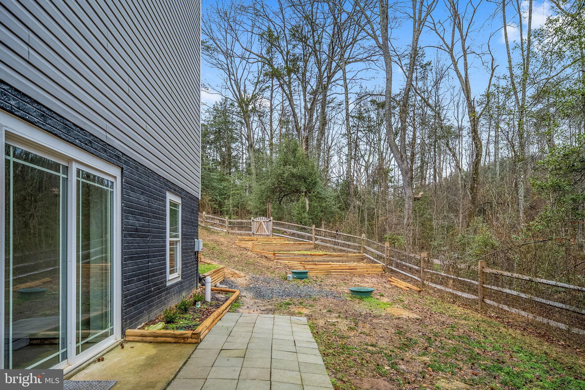 794 WHITE OAK ROAD