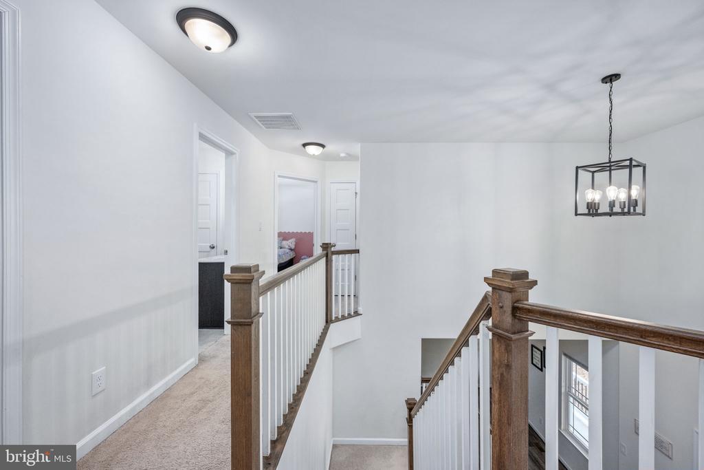 794 WHITE OAK ROAD