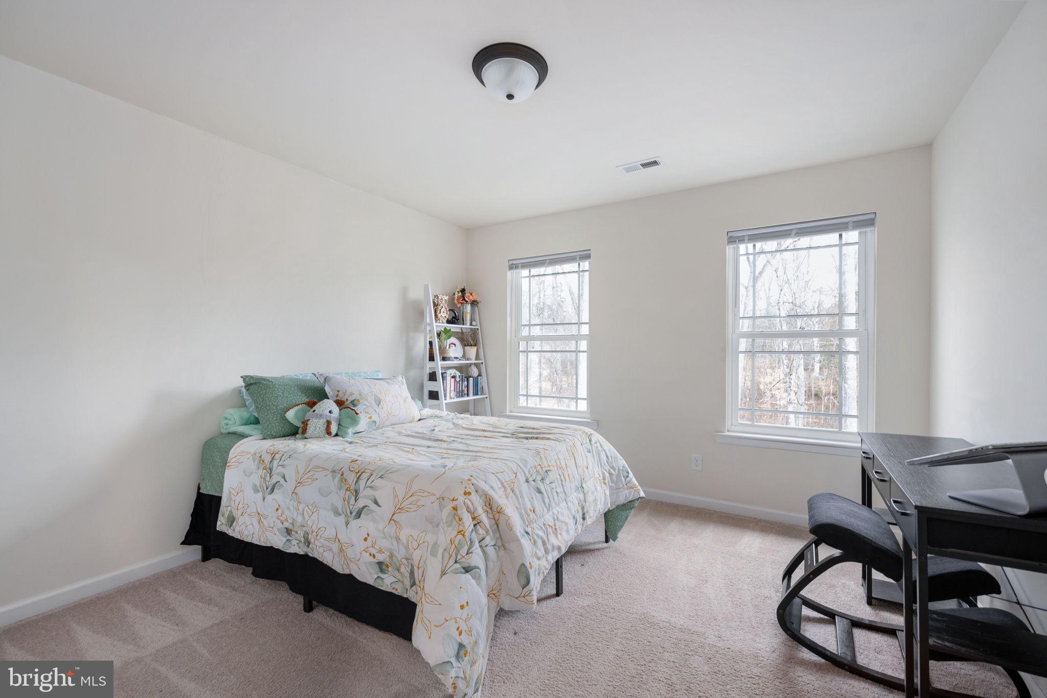 794 WHITE OAK ROAD