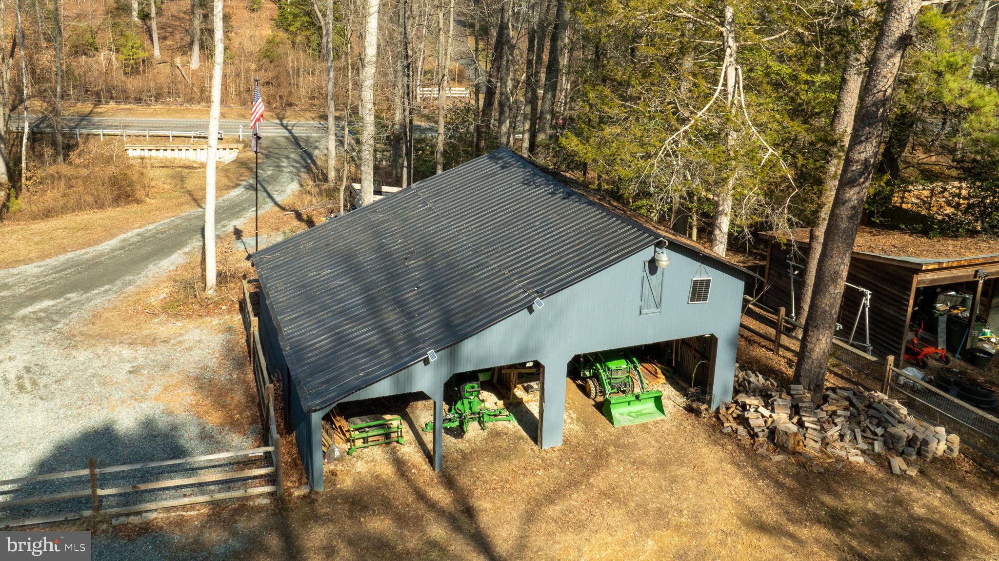 794 WHITE OAK ROAD