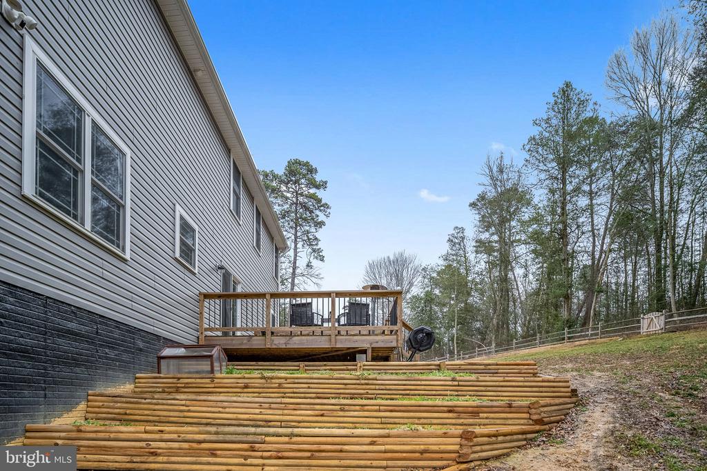 794 WHITE OAK ROAD