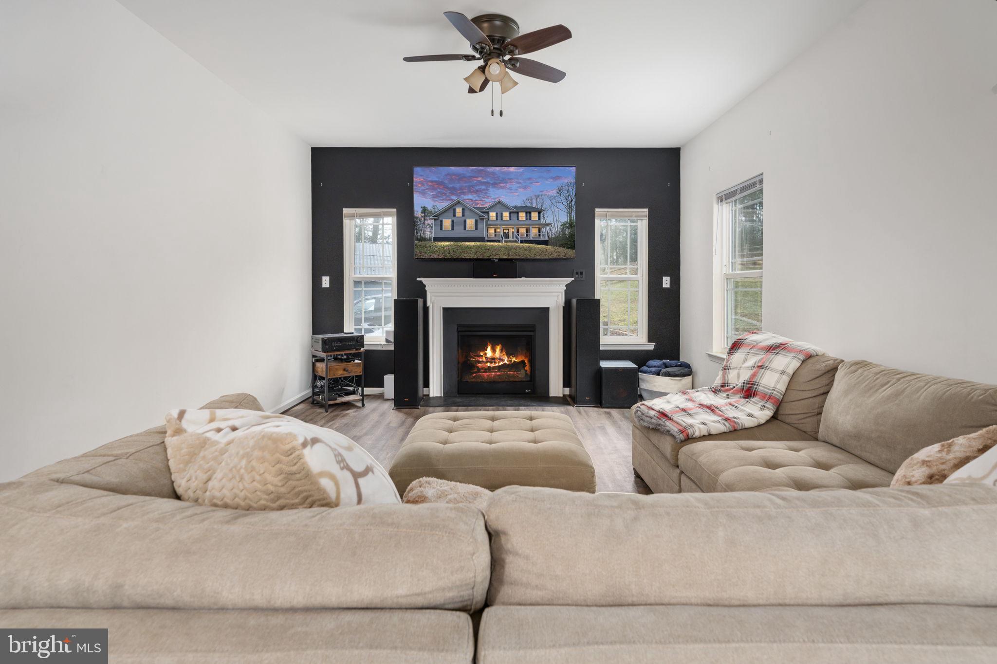794 WHITE OAK ROAD