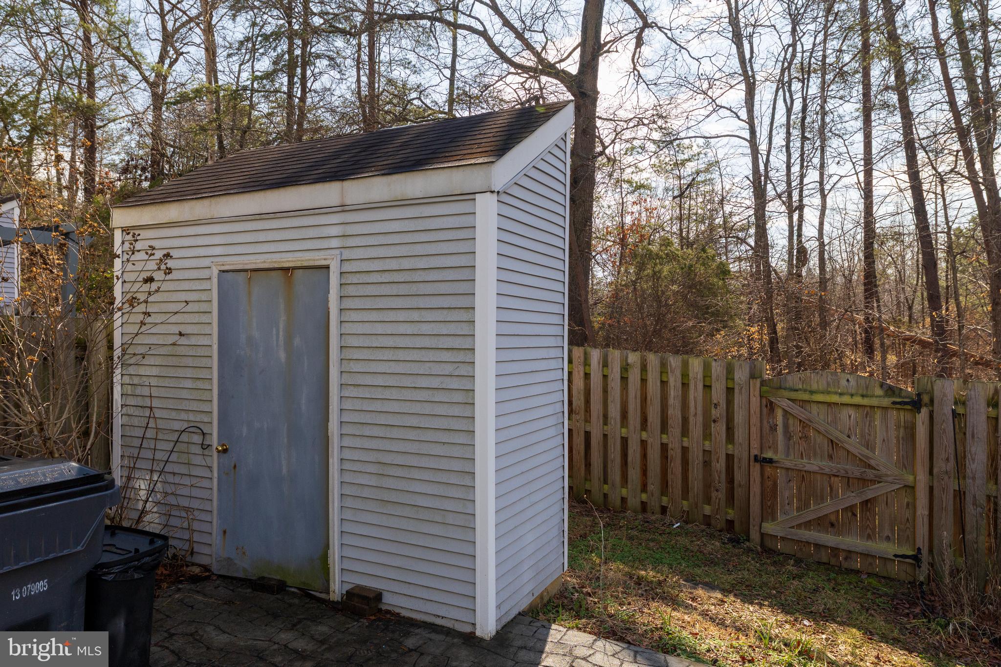 100 HERITAGE COMMONS DRIVE