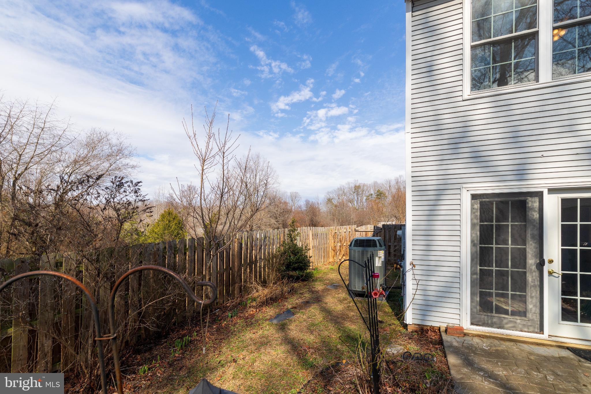 100 HERITAGE COMMONS DRIVE