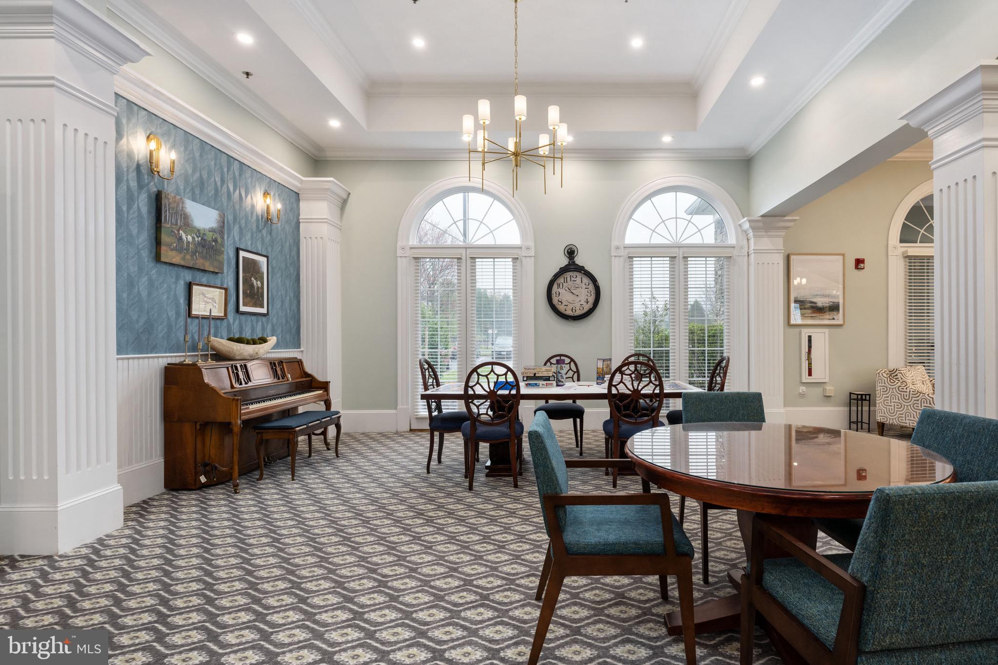 6 DAYTON CIRCLE