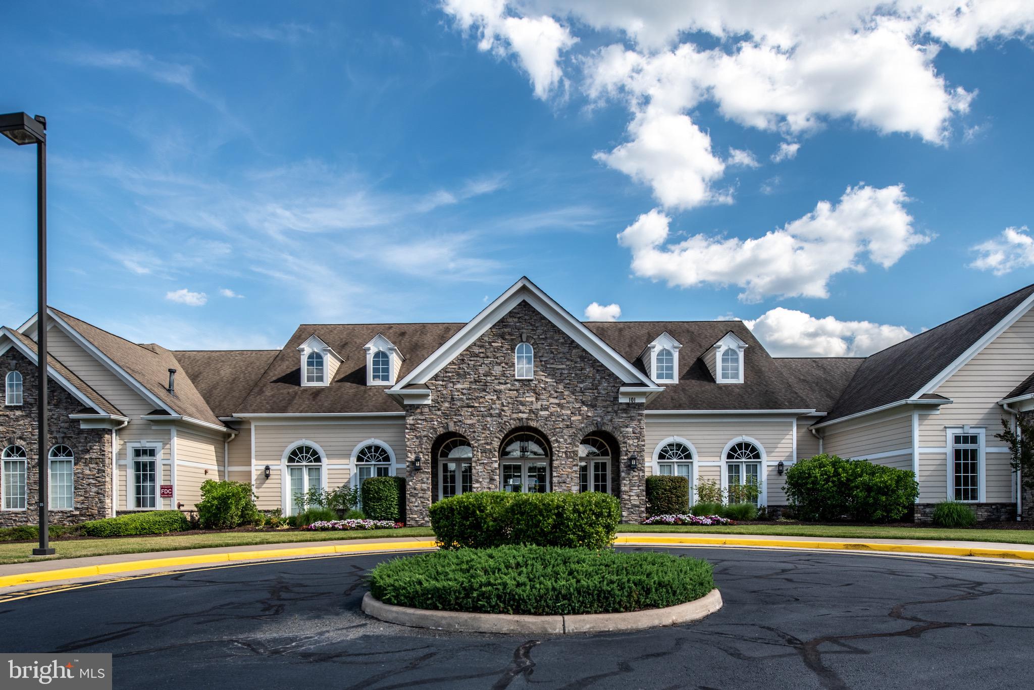 6 DAYTON CIRCLE