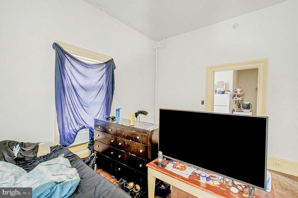 900 FICKLEN ROAD
