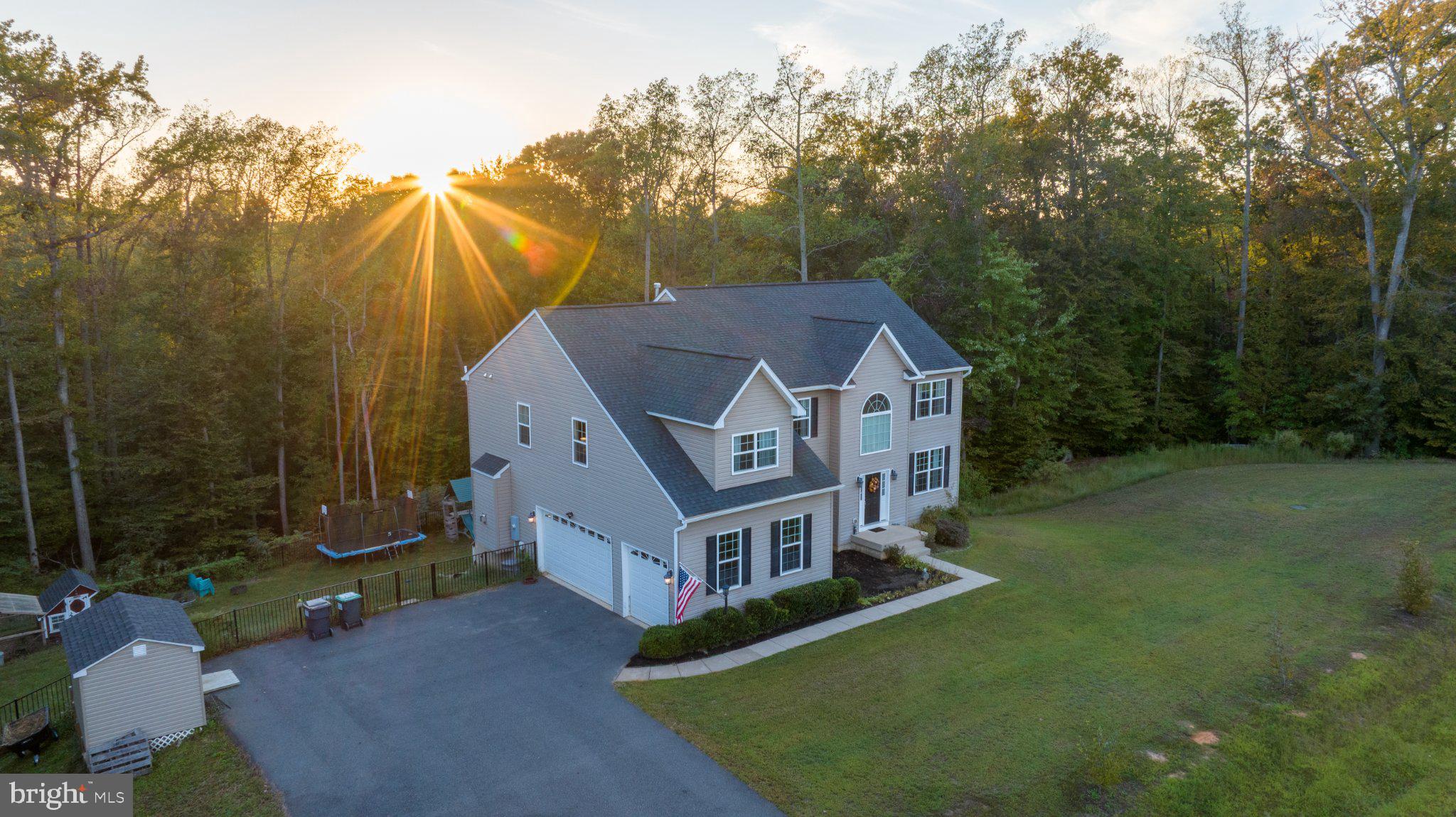 2225 CAMP GEARY LANE