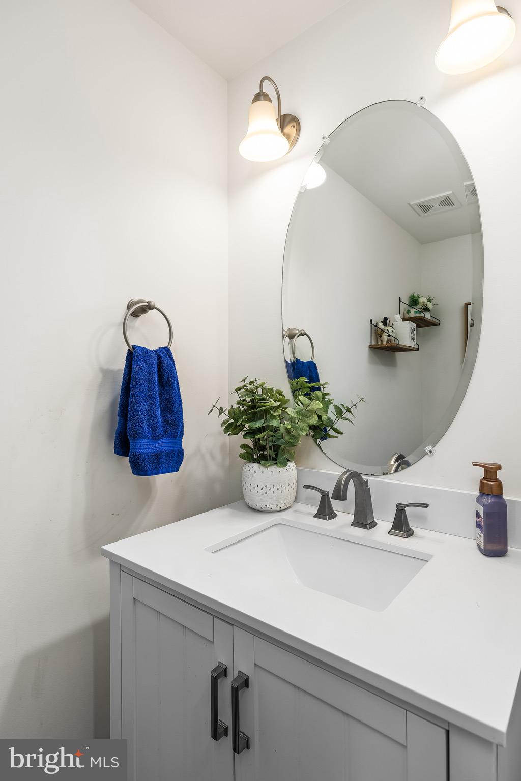 2225 CAMP GEARY LANE