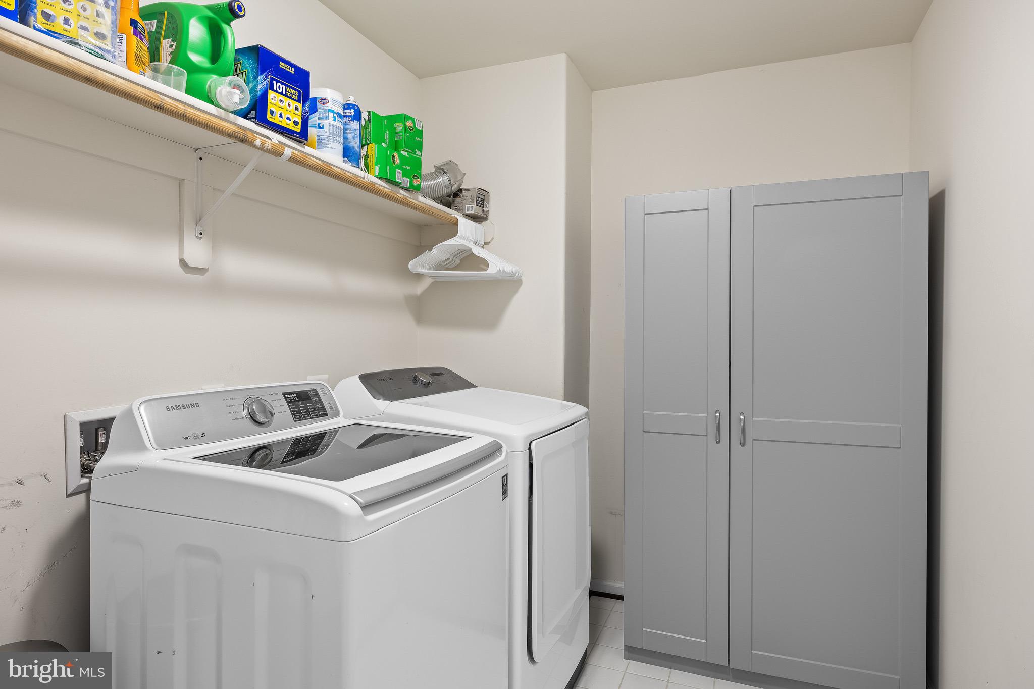 2225 CAMP GEARY LANE