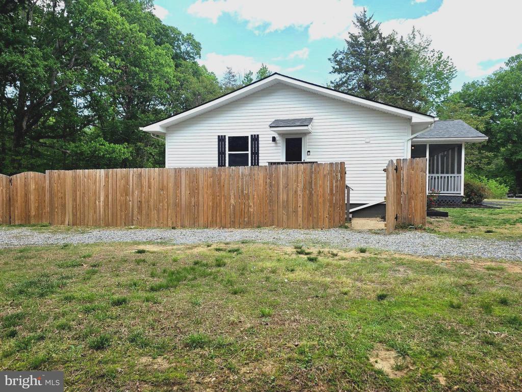 1257 WHITE OAK ROAD