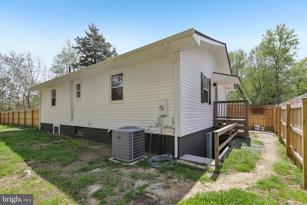 1257 WHITE OAK ROAD