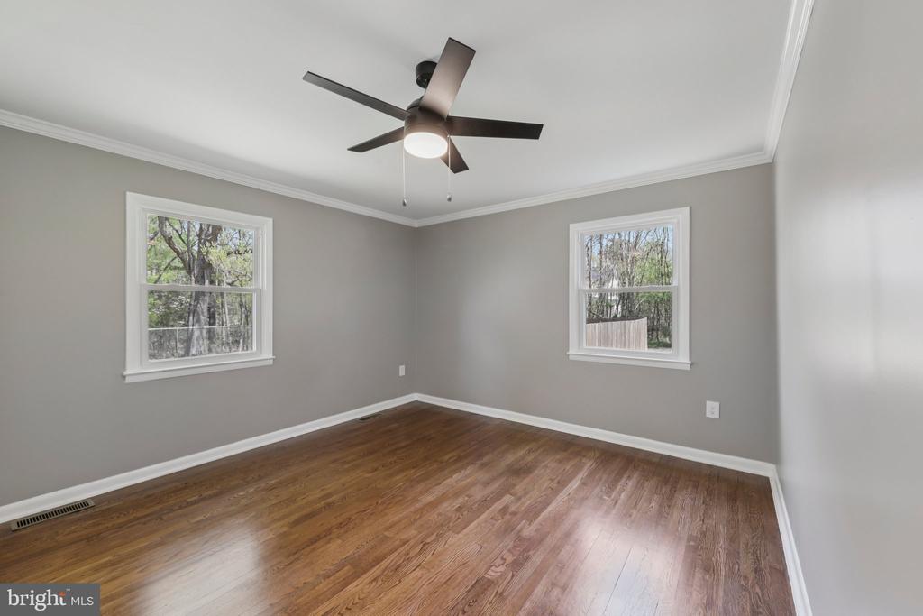 1257 WHITE OAK ROAD