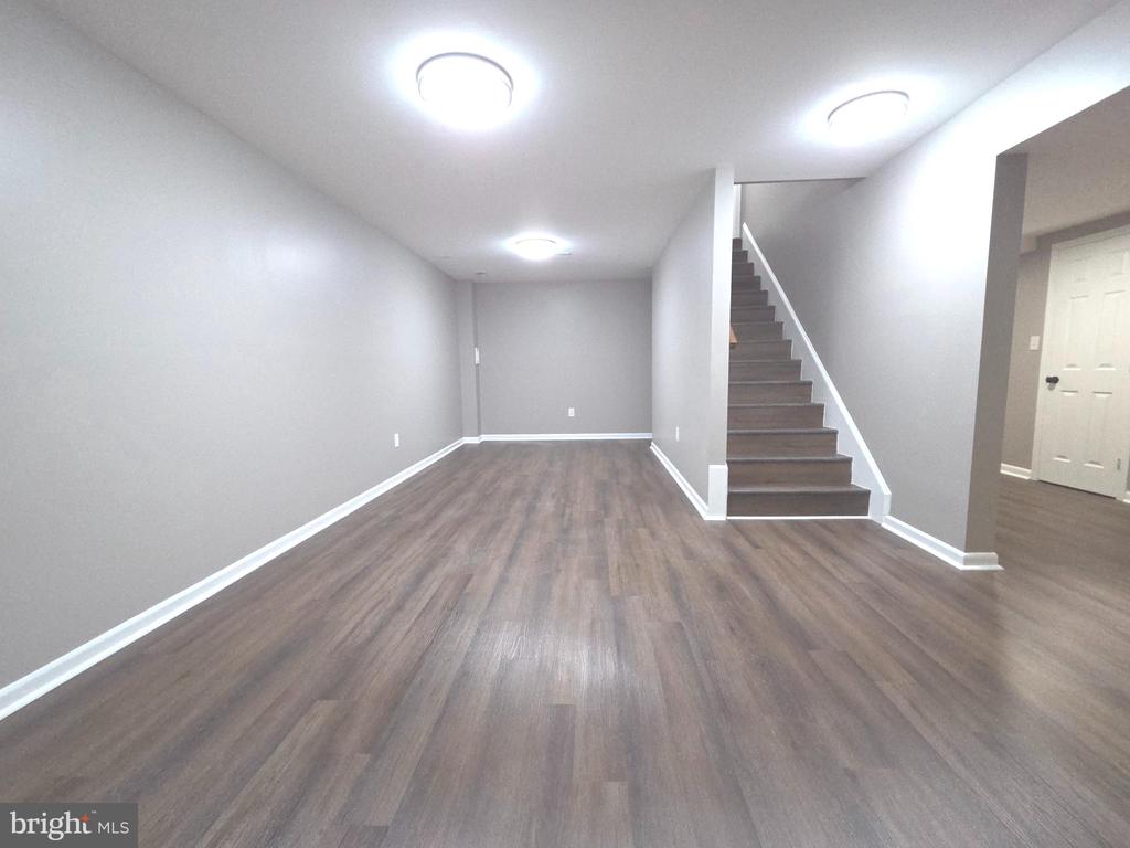 1257 WHITE OAK ROAD