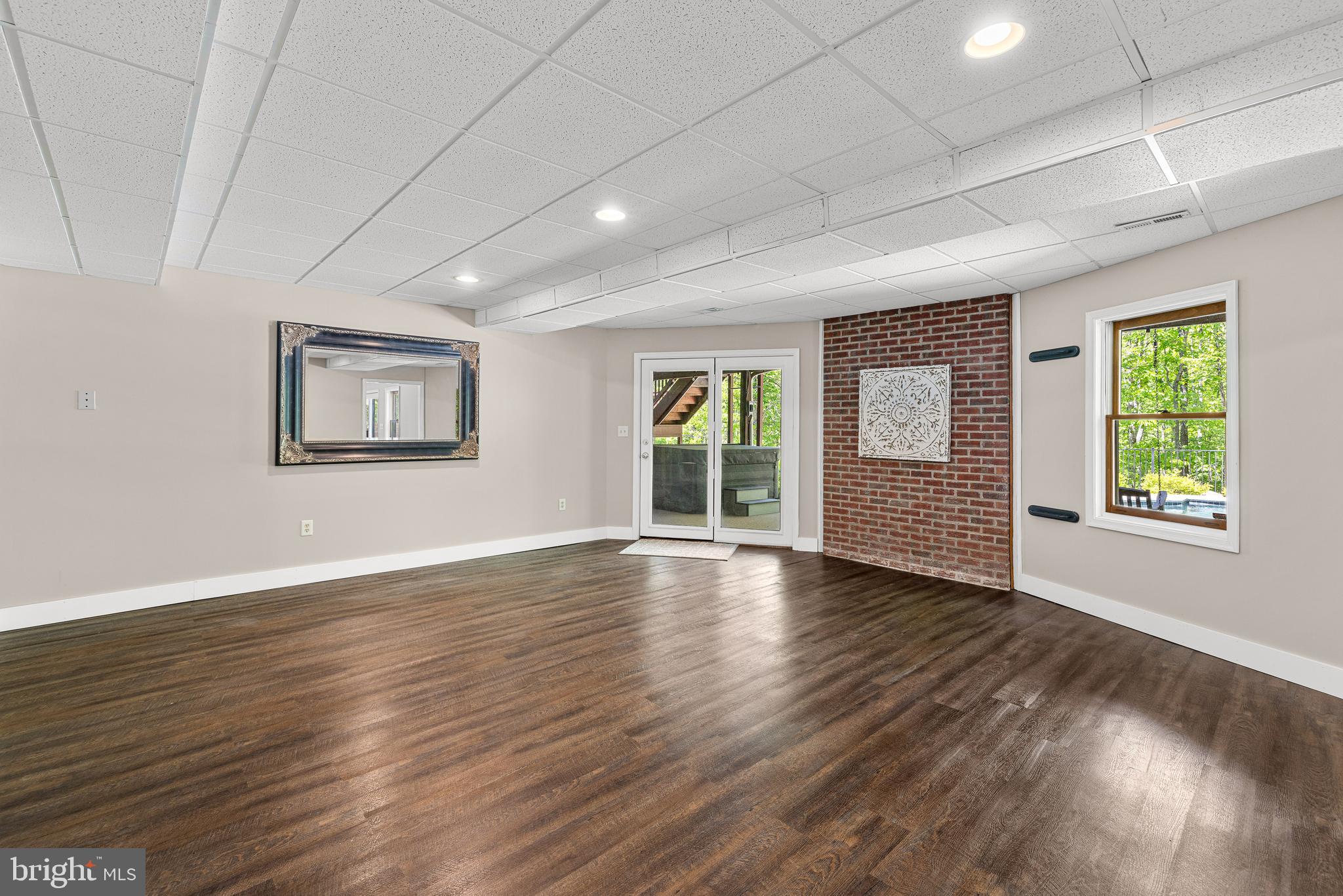 136 HOLLY BERRY ROAD