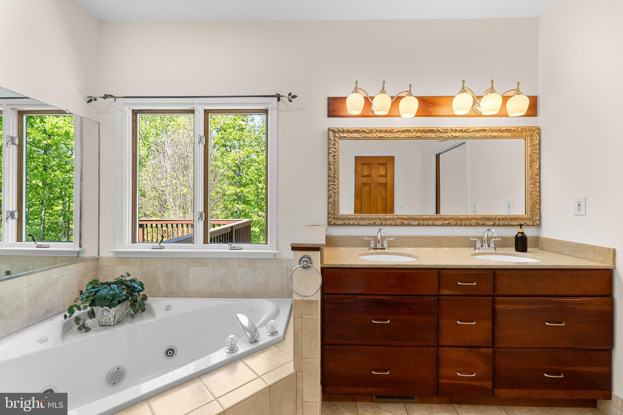 136 HOLLY BERRY ROAD