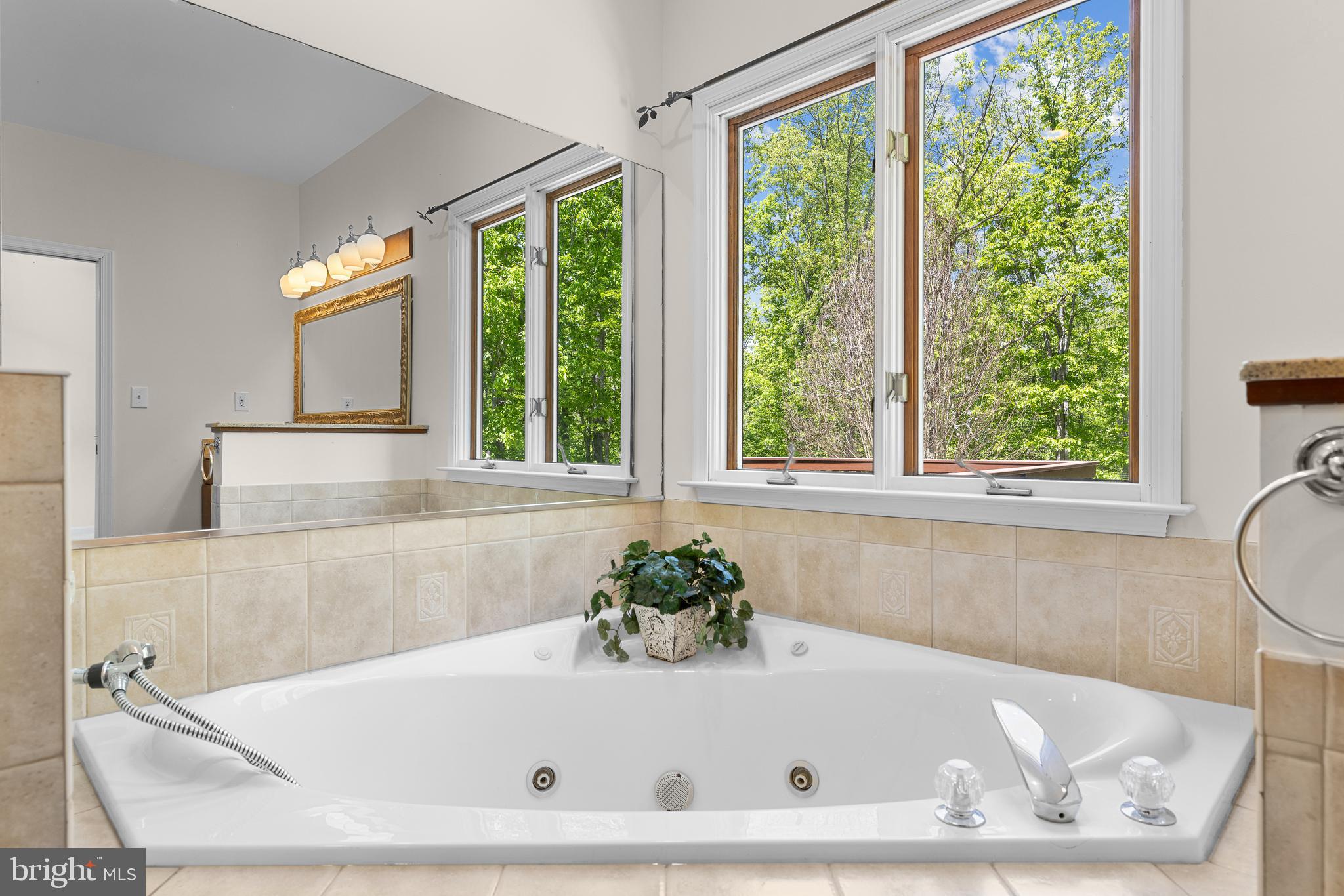 136 HOLLY BERRY ROAD