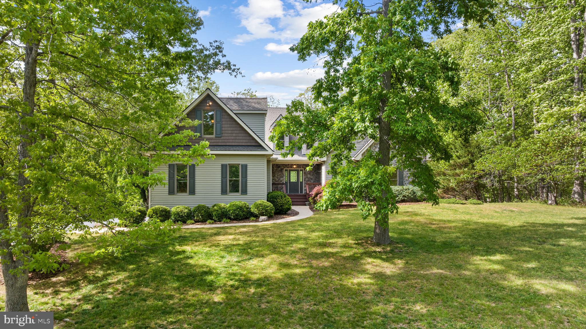 136 HOLLY BERRY ROAD