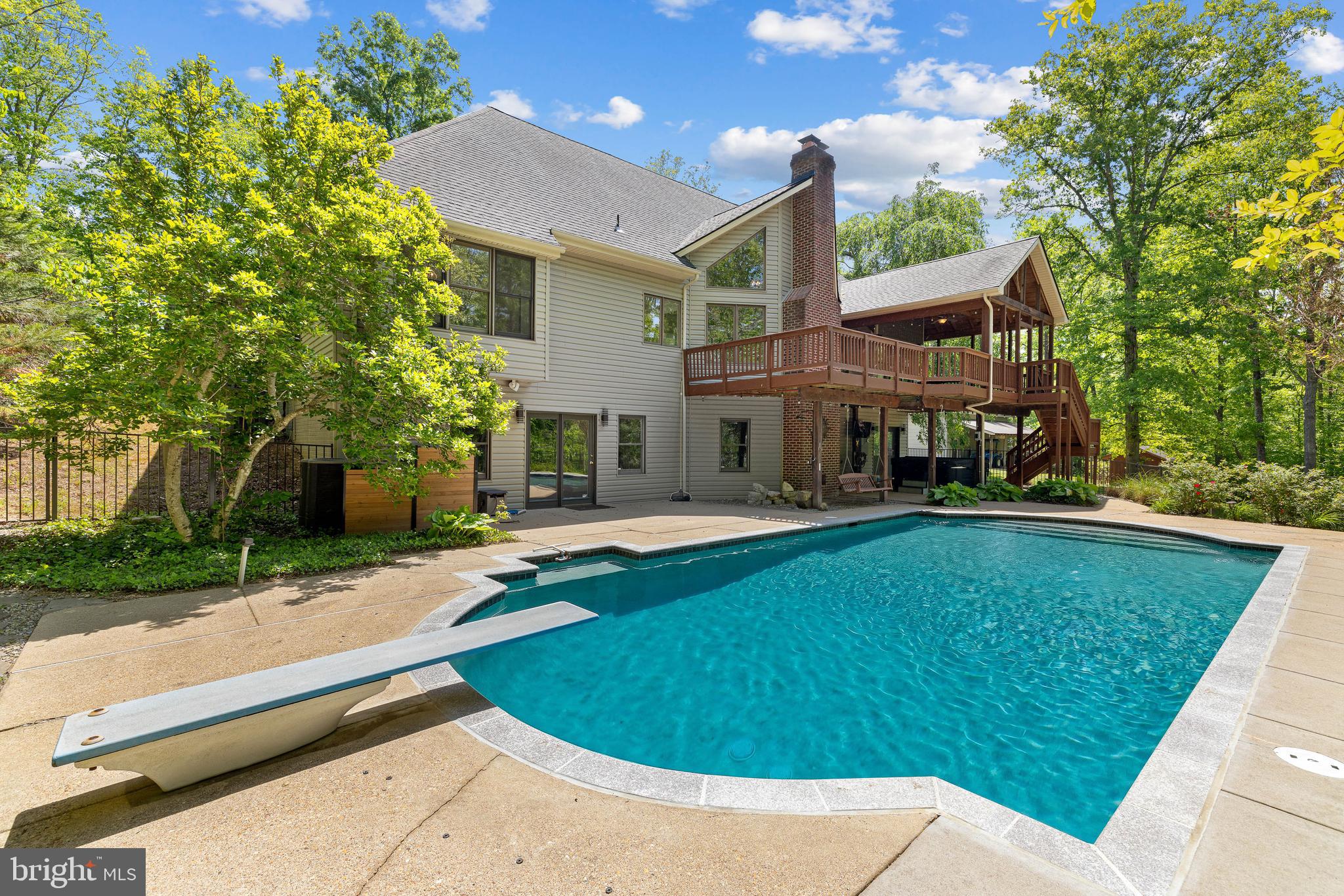 136 HOLLY BERRY ROAD