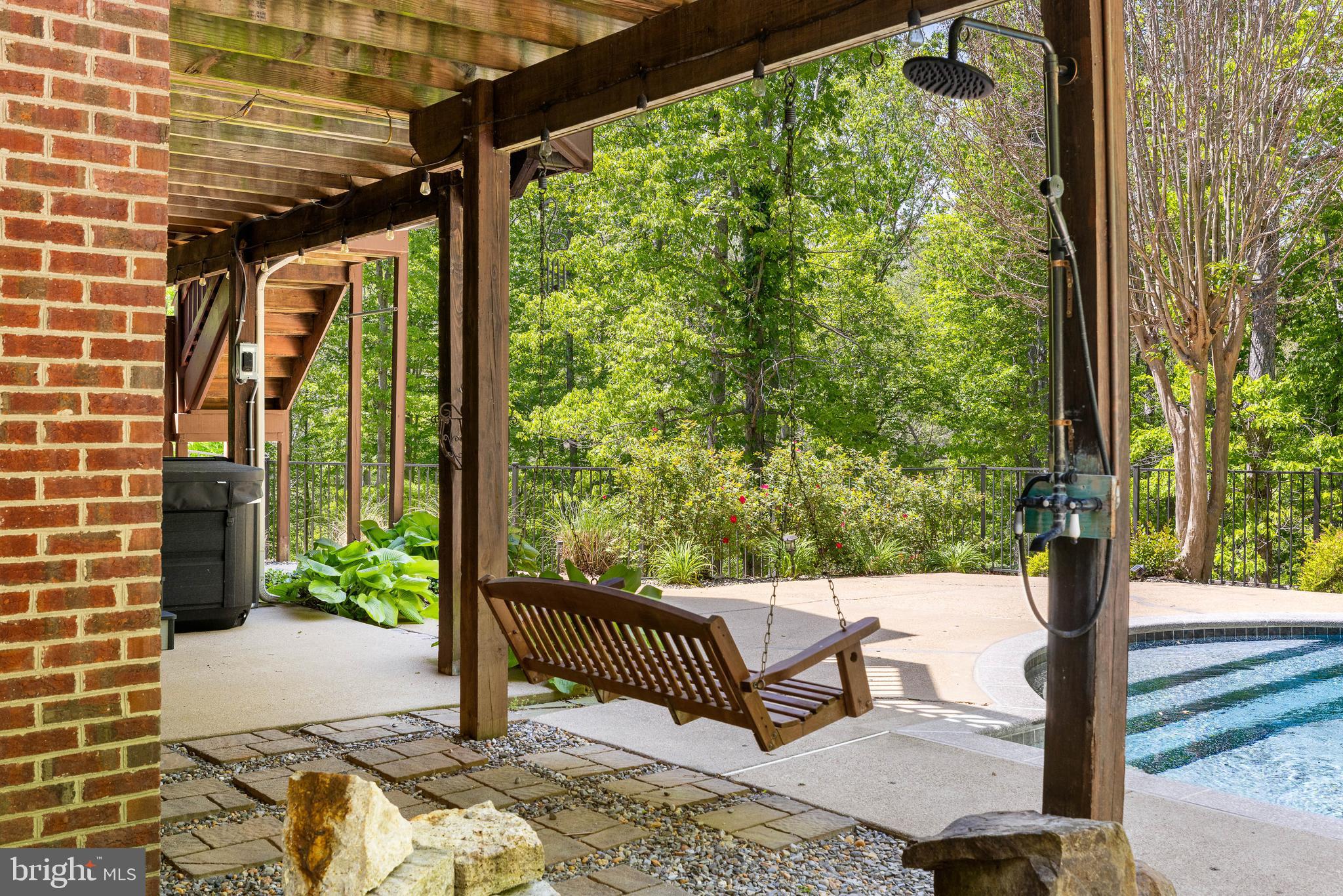 136 HOLLY BERRY ROAD