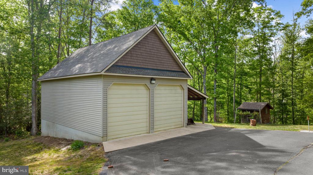 136 HOLLY BERRY ROAD