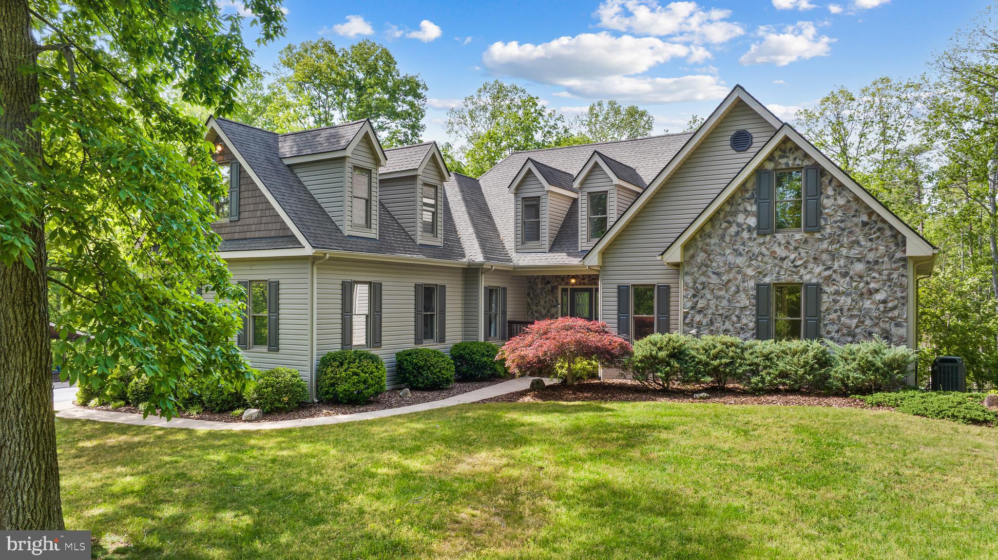 136 HOLLY BERRY ROAD