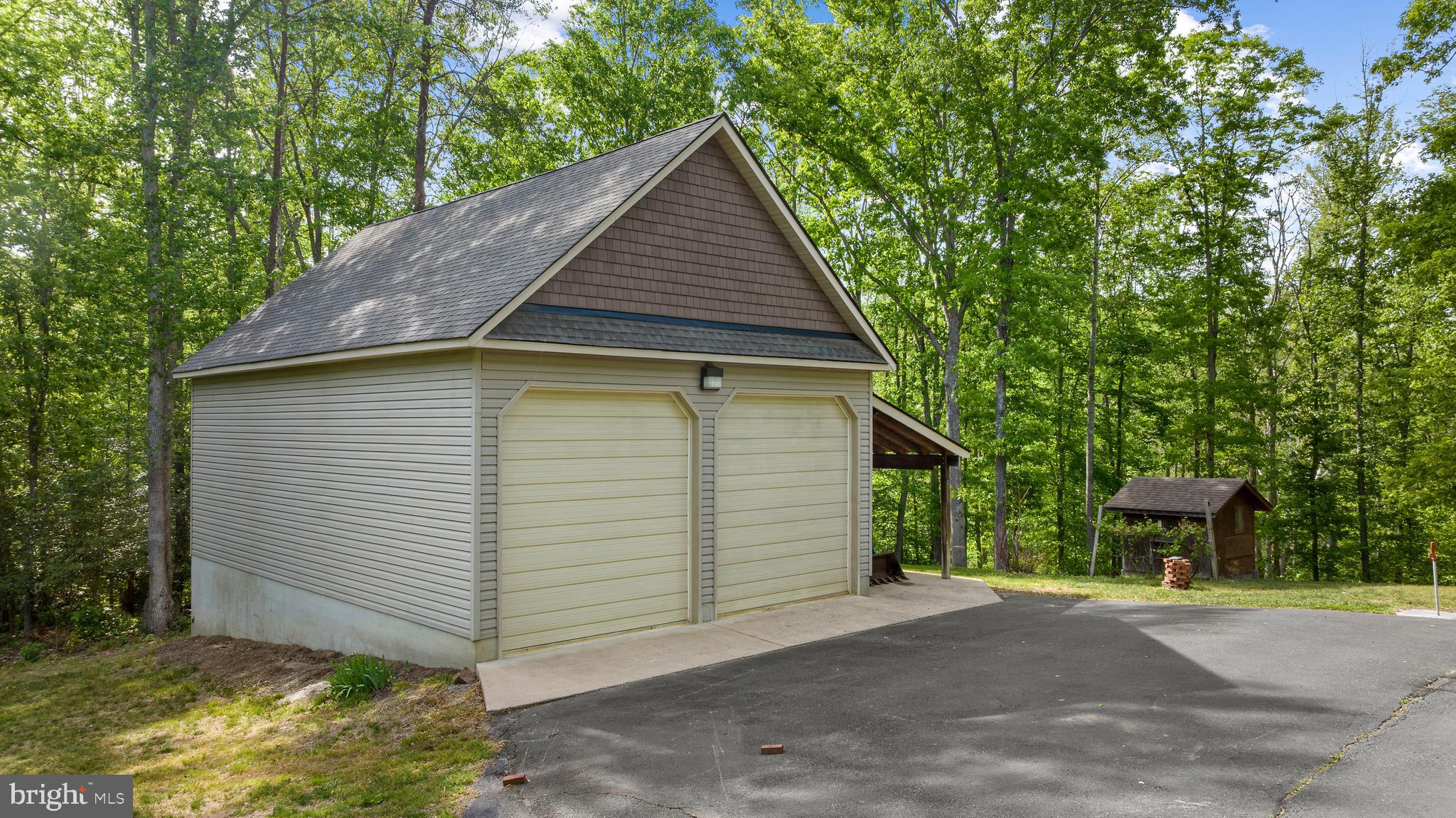 136 HOLLY BERRY ROAD