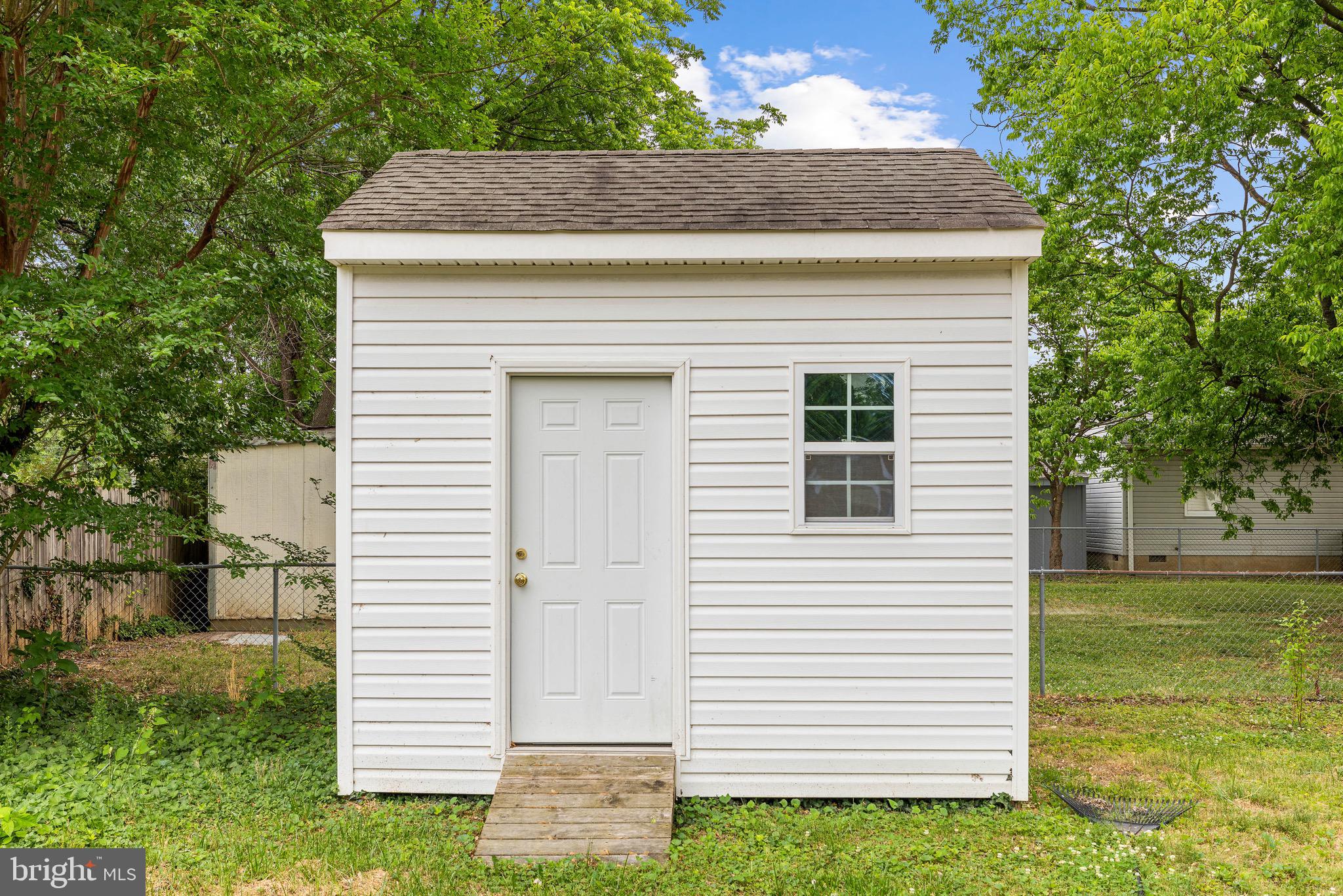 205 E CHATHAM STREET