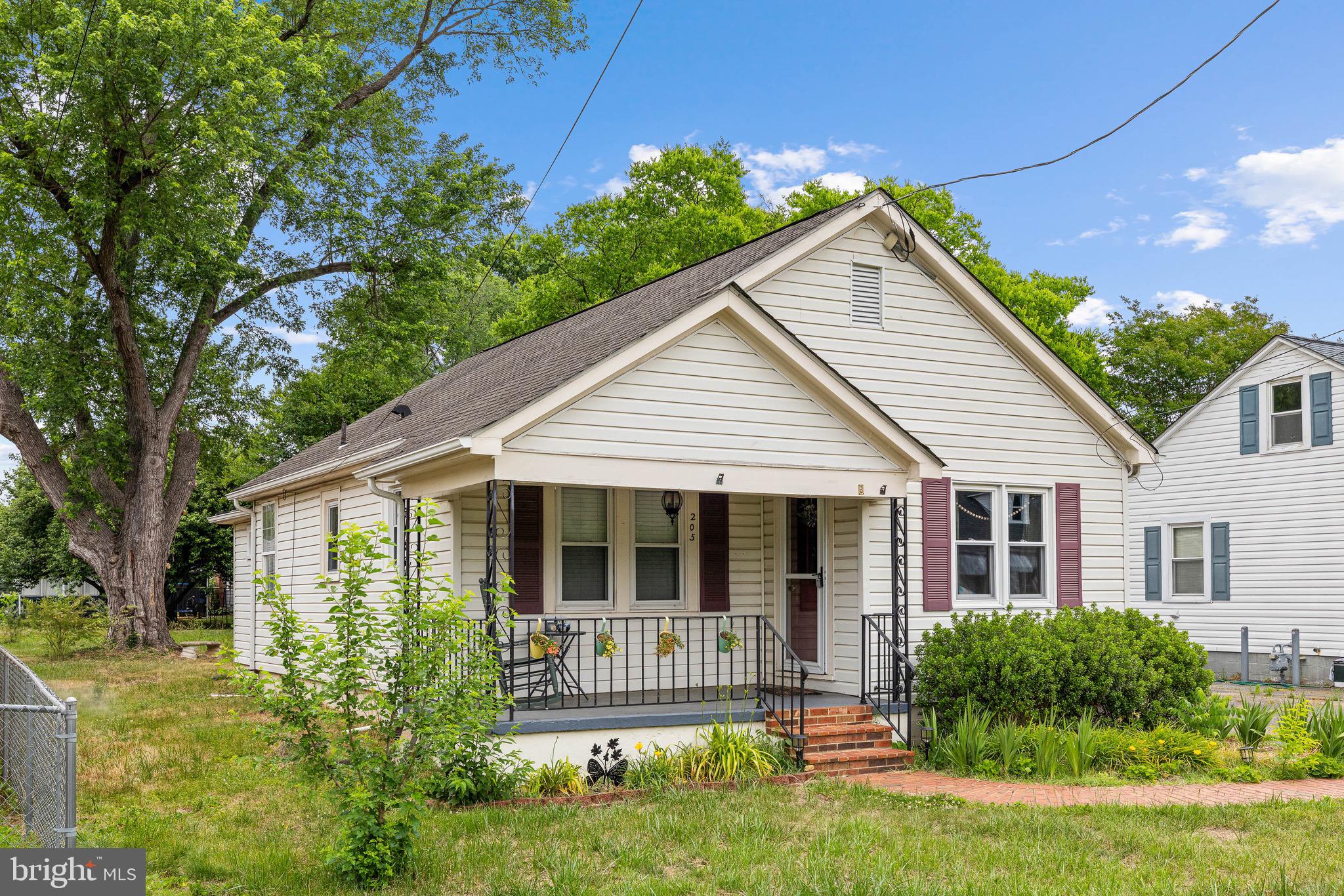 205 E CHATHAM STREET