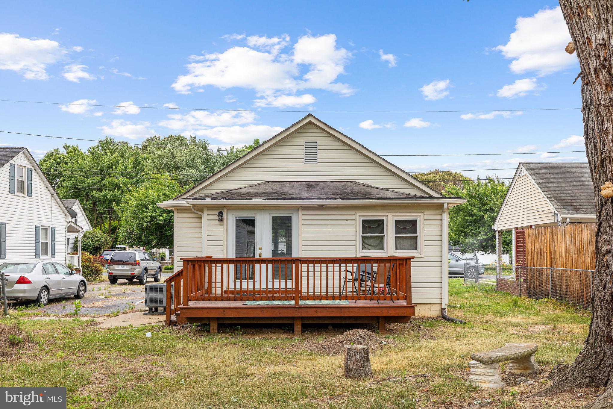 205 E CHATHAM STREET