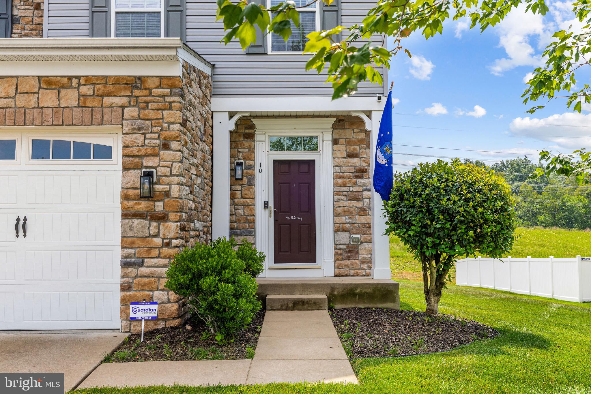 10 RYE CREEK DRIVE