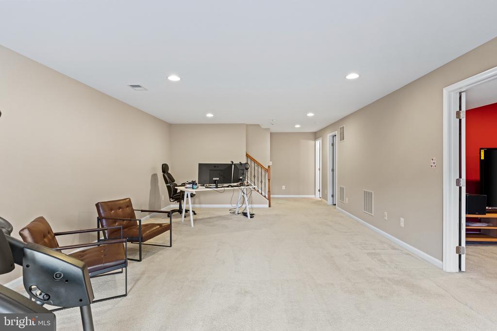 10 RYE CREEK DRIVE
