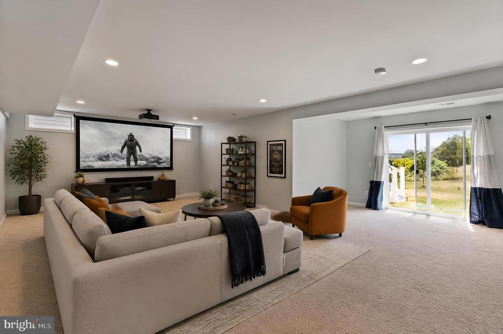 995 ASPEN ROAD