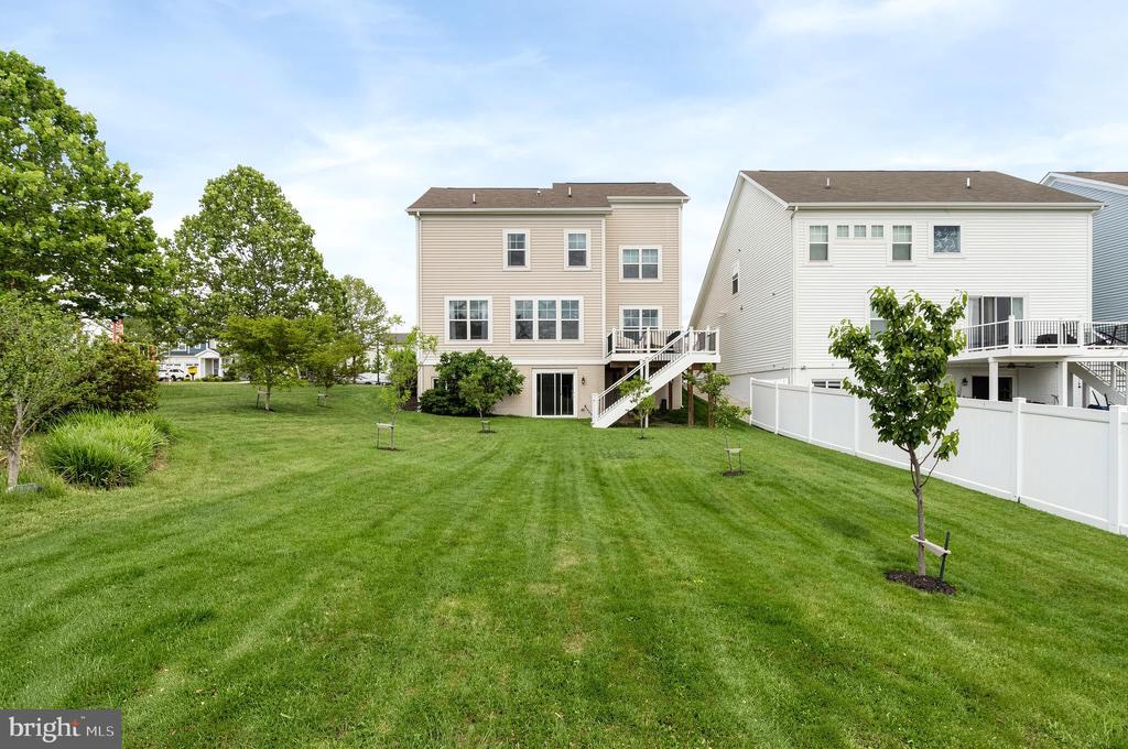 995 ASPEN ROAD
