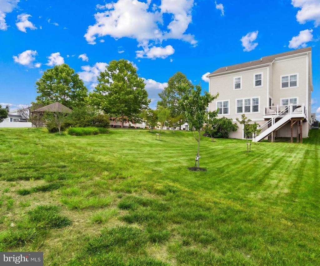 995 ASPEN ROAD