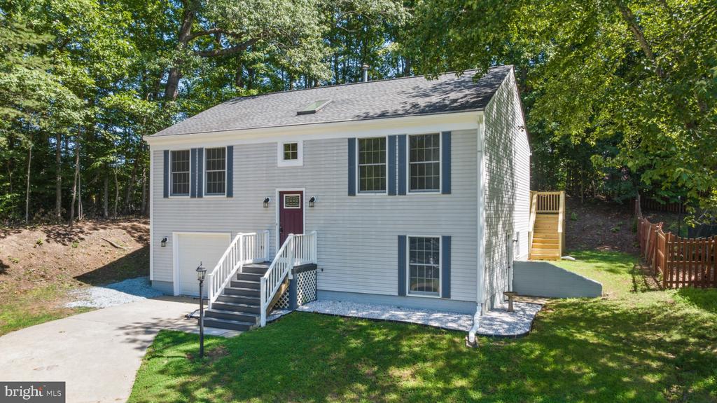 14 GLENDALE DRIVE