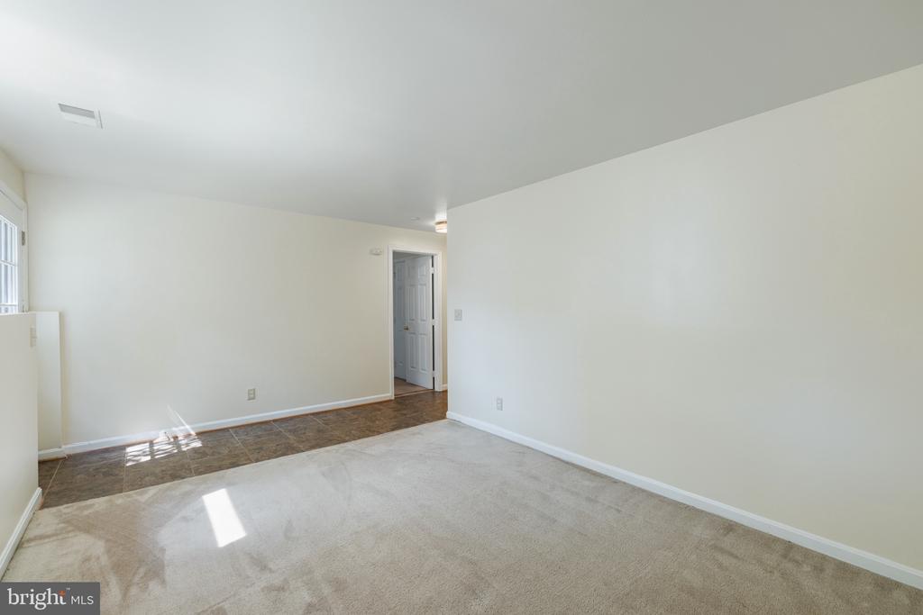 14 GLENDALE DRIVE