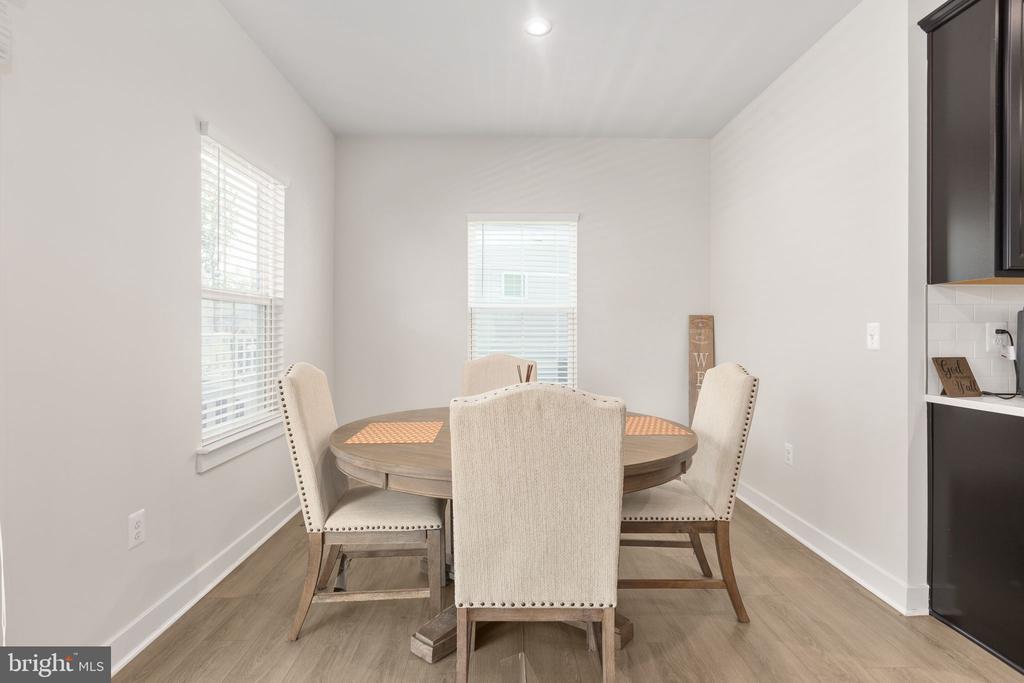 409 VANDEGRIFT ROAD