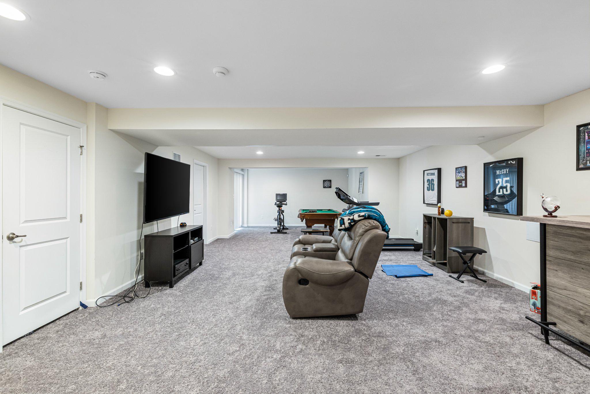 54 BAYSIDE DRIVE