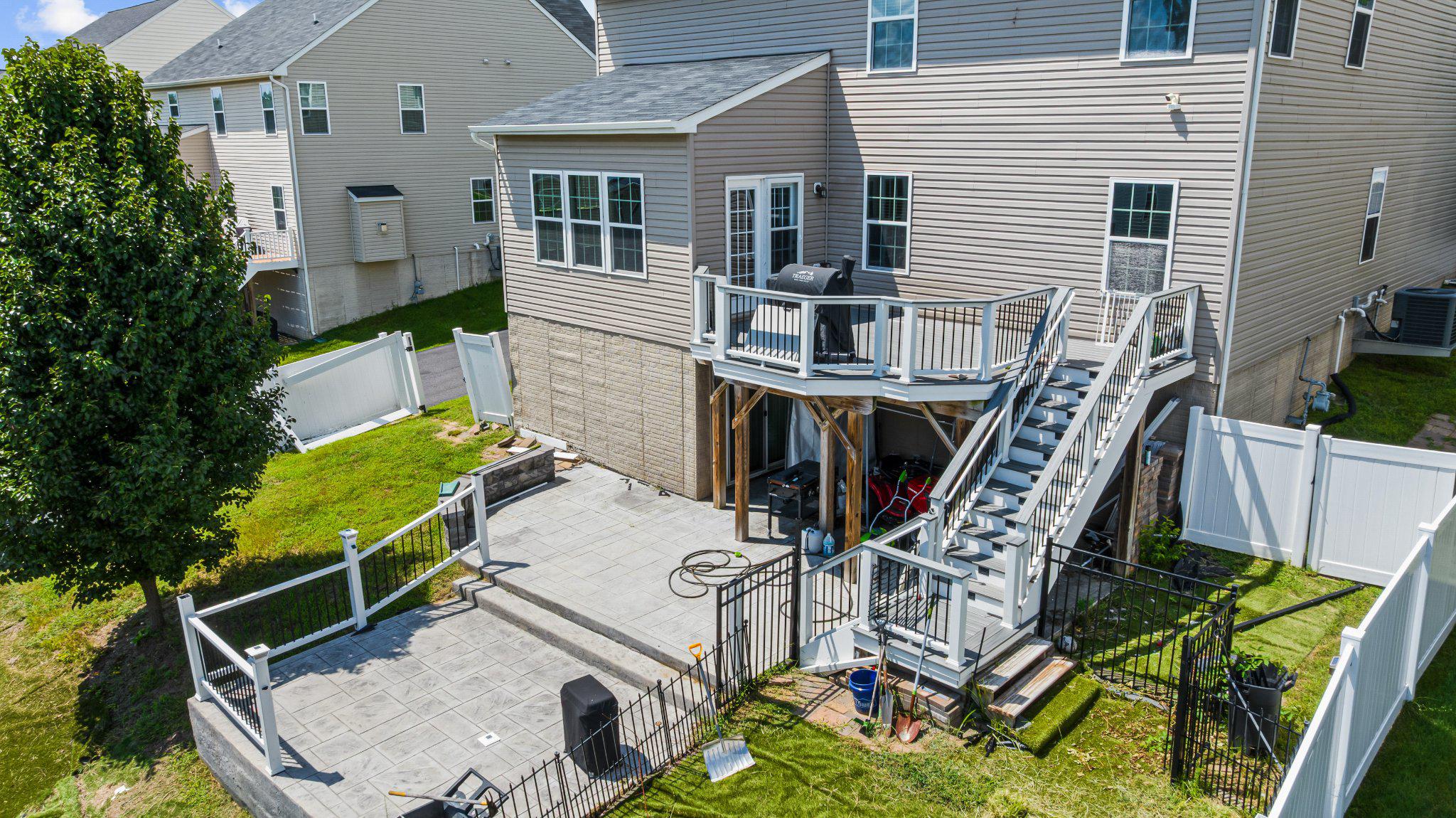 54 BAYSIDE DRIVE
