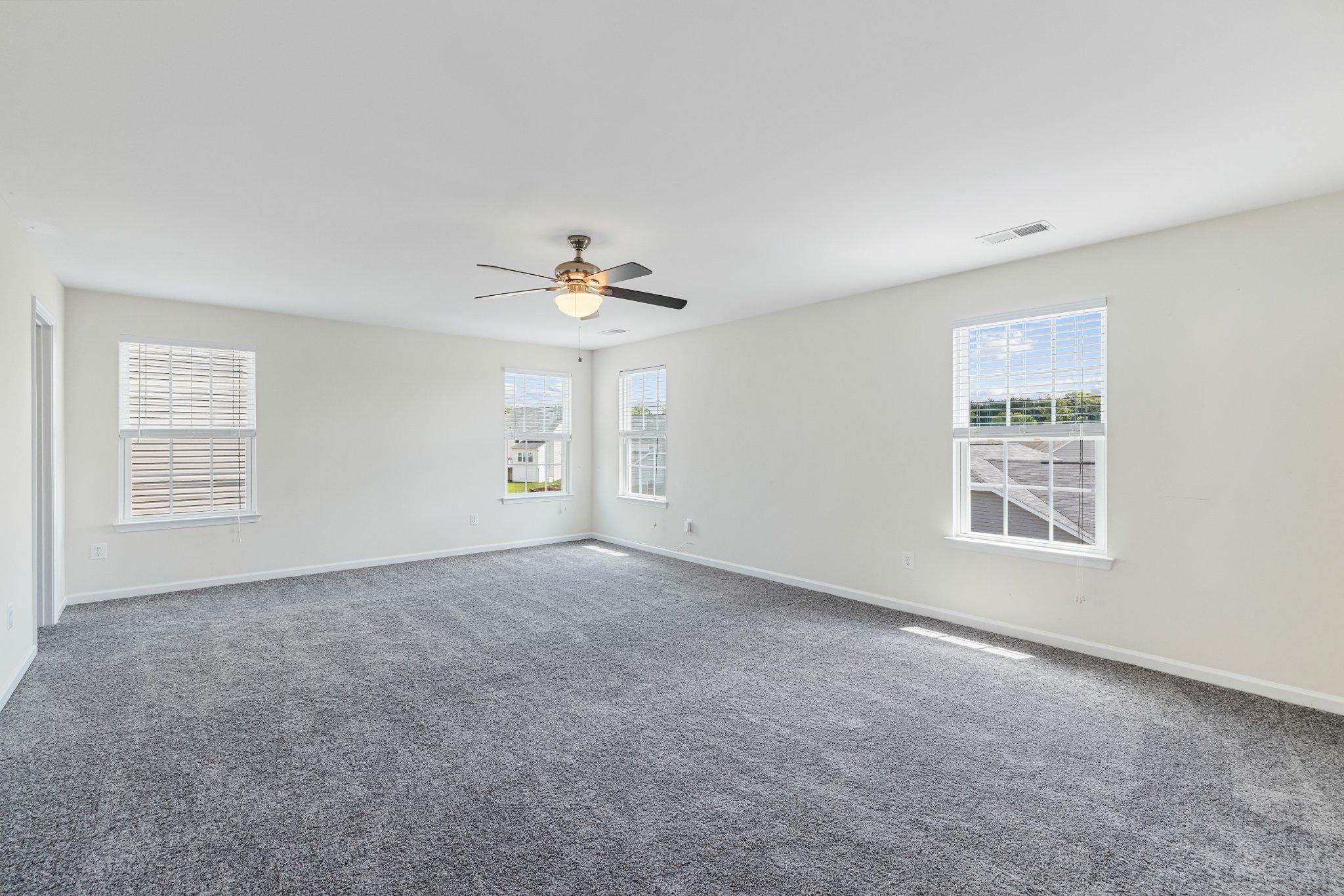 54 BAYSIDE DRIVE