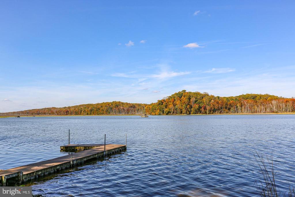 48 OLD CREEKSIDE ROAD