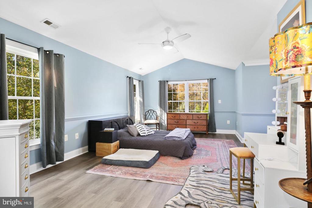 48 OLD CREEKSIDE ROAD