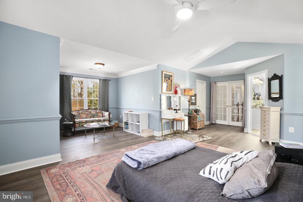 48 OLD CREEKSIDE ROAD