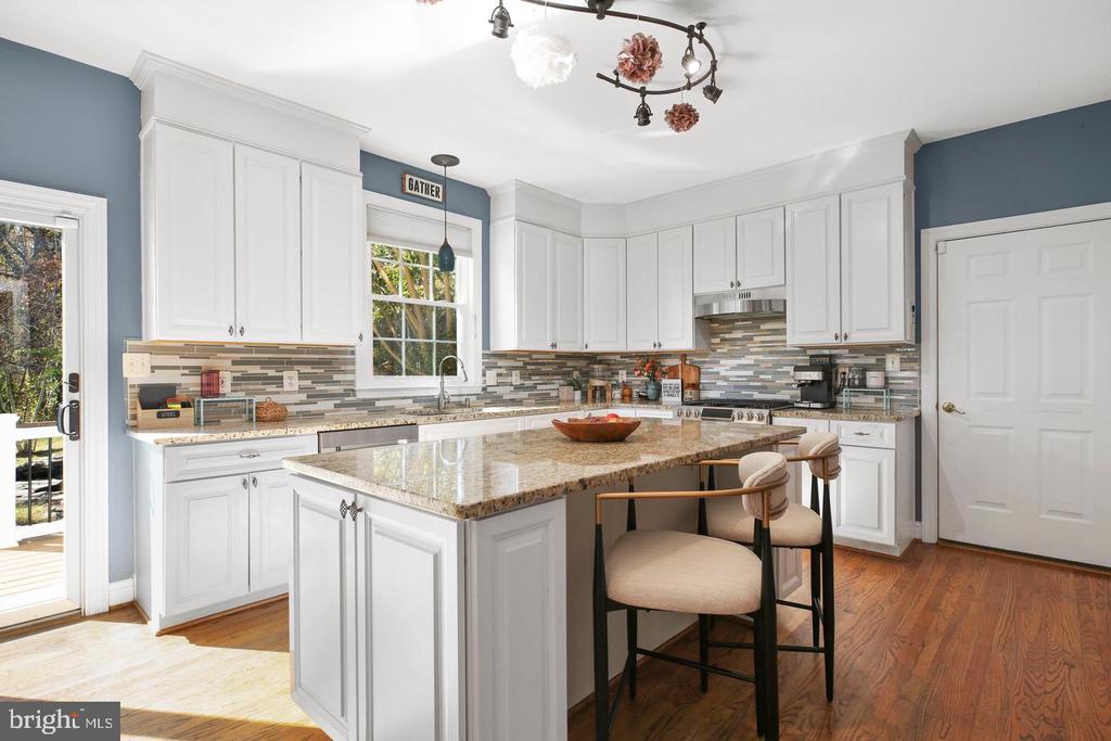 48 OLD CREEKSIDE ROAD