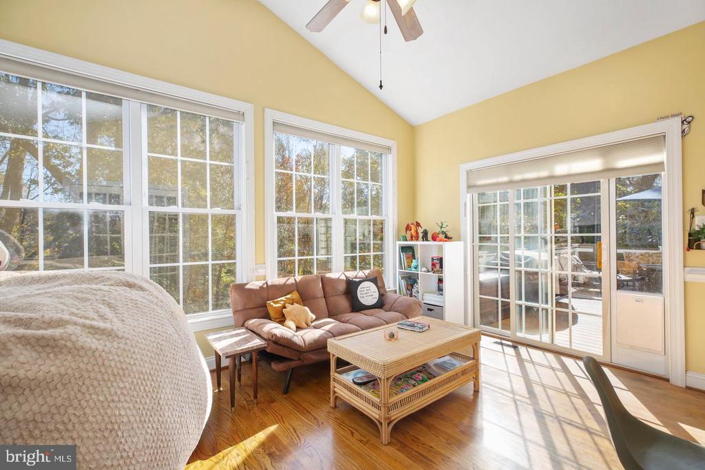 48 OLD CREEKSIDE ROAD